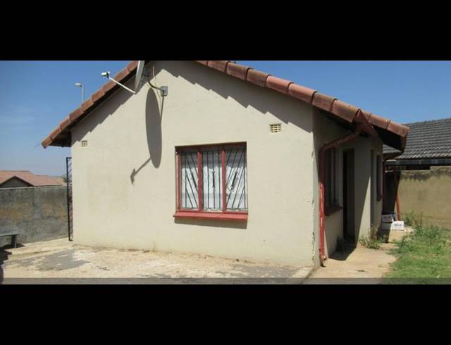 2 BEDROOM HOUSE FOR SALE IN NATURENA